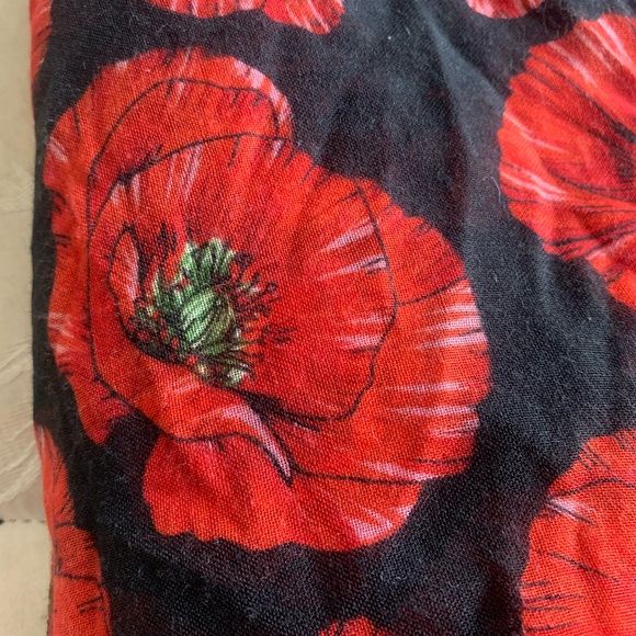 Black Orange Red Poppy Flower XL Scarf Sarong Swimsuit Cover New - Picture 5 of 5